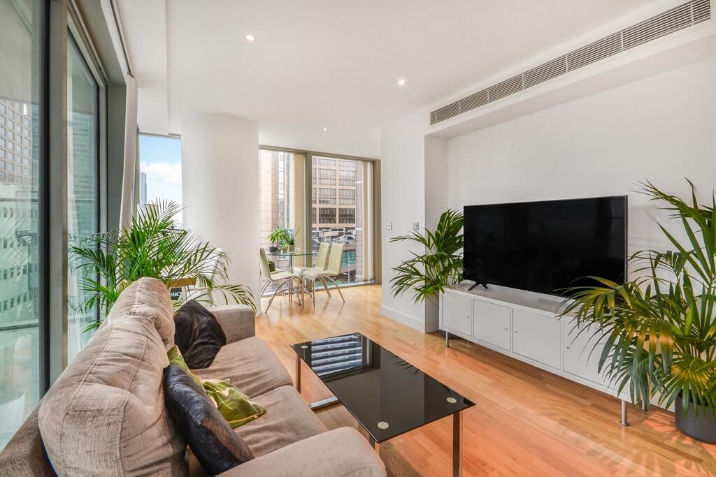 1 bed 1st Floor Flat for rent in Poplar. From JLL - Canary Wharf