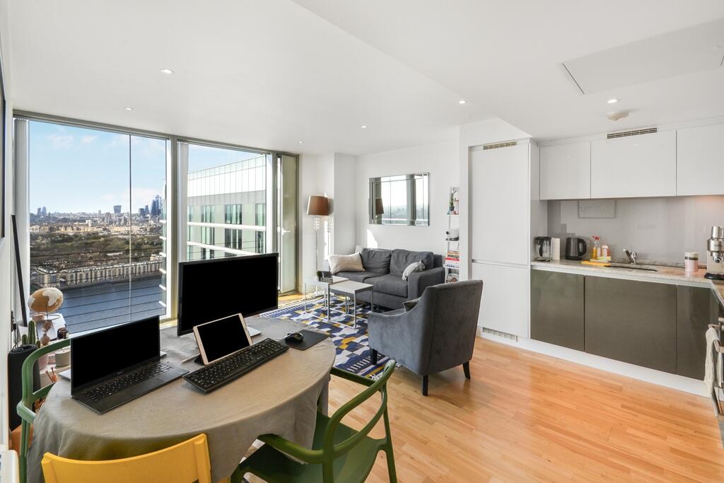 1 bed 1st Floor Flat for rent in Poplar. From JLL - Canary Wharf 1 bed 1st Floor Flat for rent in Poplar. From JLL - Canary Wharf