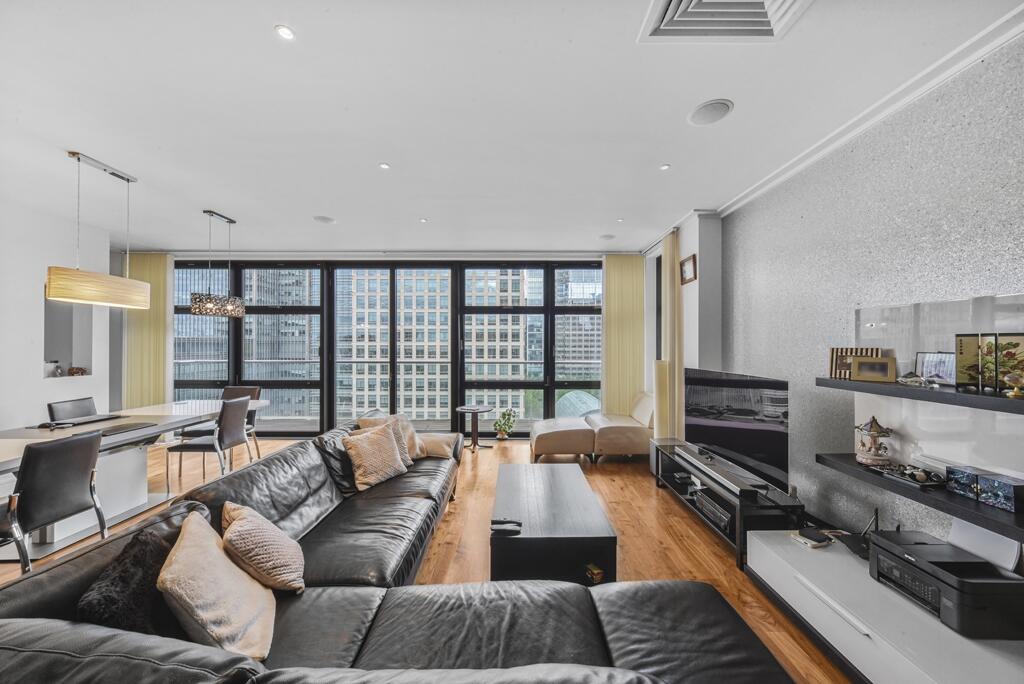 3 bed Apartment for rent in Poplar. From JLL - Canary Wharf 3 bed Apartment for rent in Poplar. From JLL - Canary Wharf