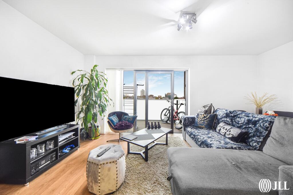 1 bed 1st Floor Flat for rent in Poplar. From JLL - Canary Wharf