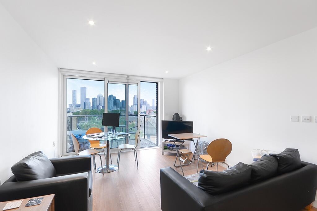 2 bed 1st Floor Flat for rent in Bermondsey. From JLL - Greenwich