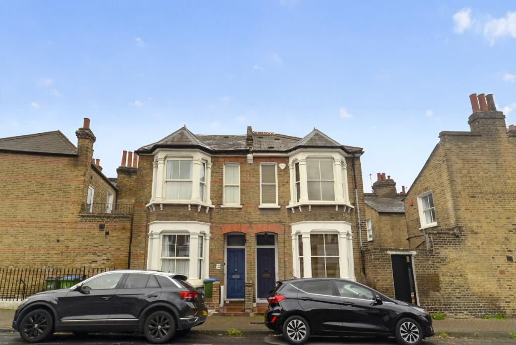 3 bed Mid Terraced House for rent in Greenwich. From JLL - Greenwich 3 bed Mid Terraced House for rent in Greenwich. From JLL - Greenwich
