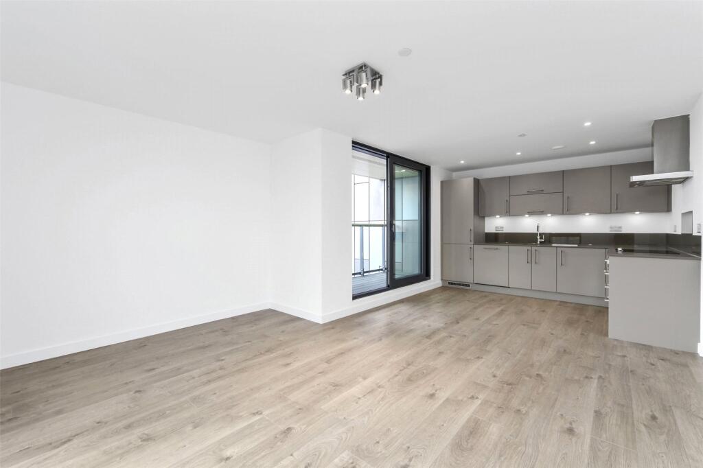 2 bed Apartment for rent in Poplar. From JLL - Greenwich