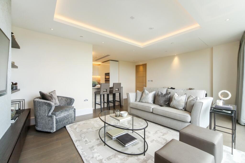 2 bed 1st Floor Flat for rent in Kensington. From JLL - Kew Bridge 2 bed 1st Floor Flat for rent in Kensington. From JLL - Kew Bridge