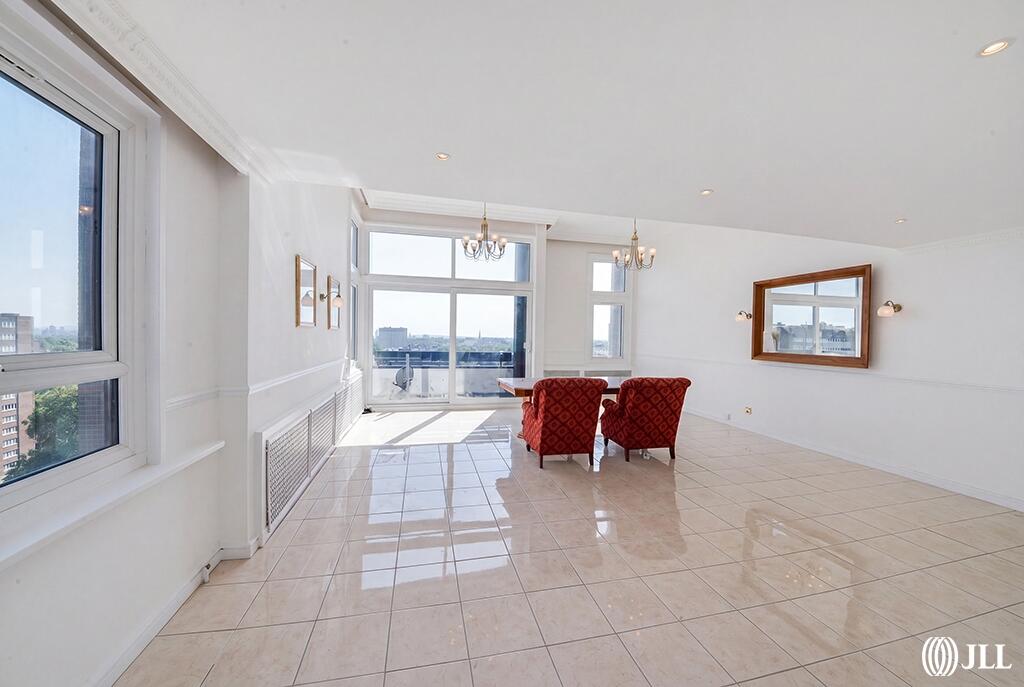 2 bed 1st Floor Flat for rent in Paddington. From JLL - Kew Bridge