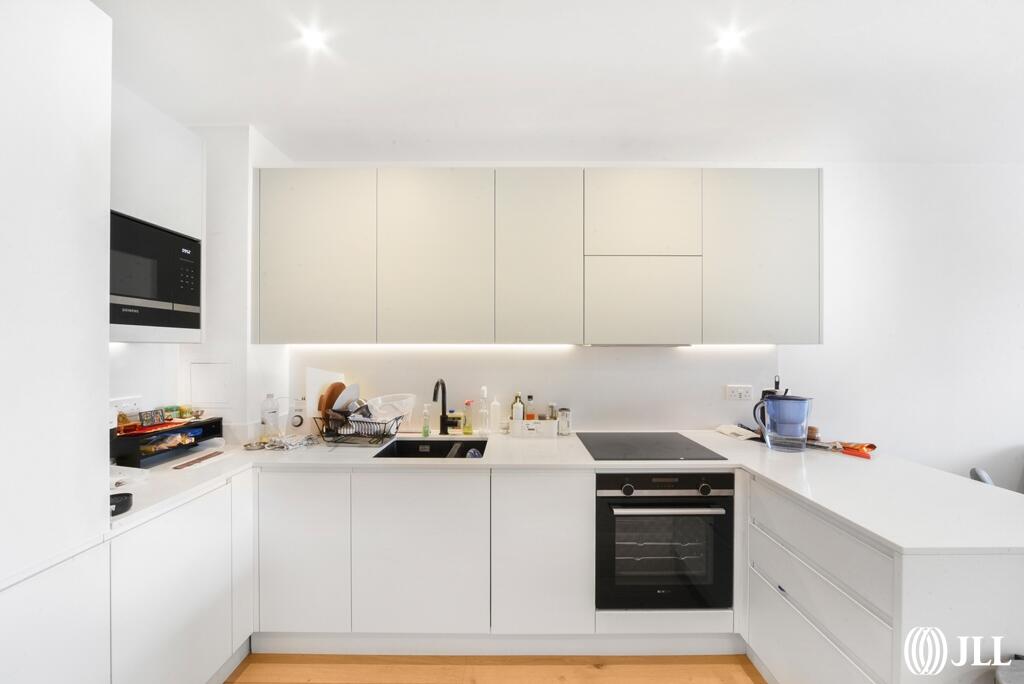 1 bed Apartment for rent in Brentford. From JLL - Kew Bridge