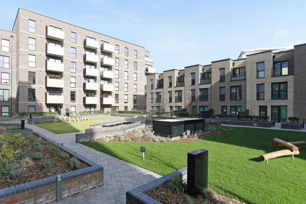 2 bed Apartment for rent in Reading. From JLL - Kew Bridge 2 bed Apartment for rent in Reading. From JLL - Kew Bridge