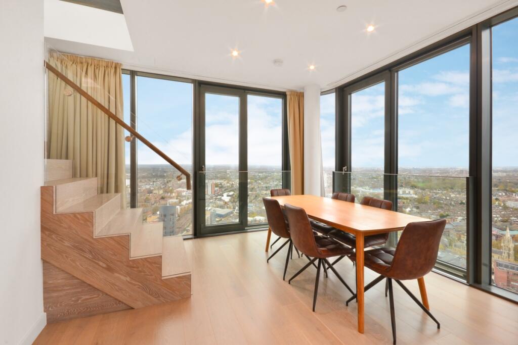 3 bed Penthouse for rent in Stratford. From JLL - Stratford 3 bed Penthouse for rent in Stratford. From JLL - Stratford