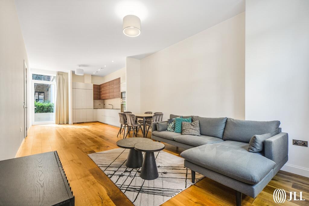 3 bed Apartment for rent in Stratford. From JLL - Stratford