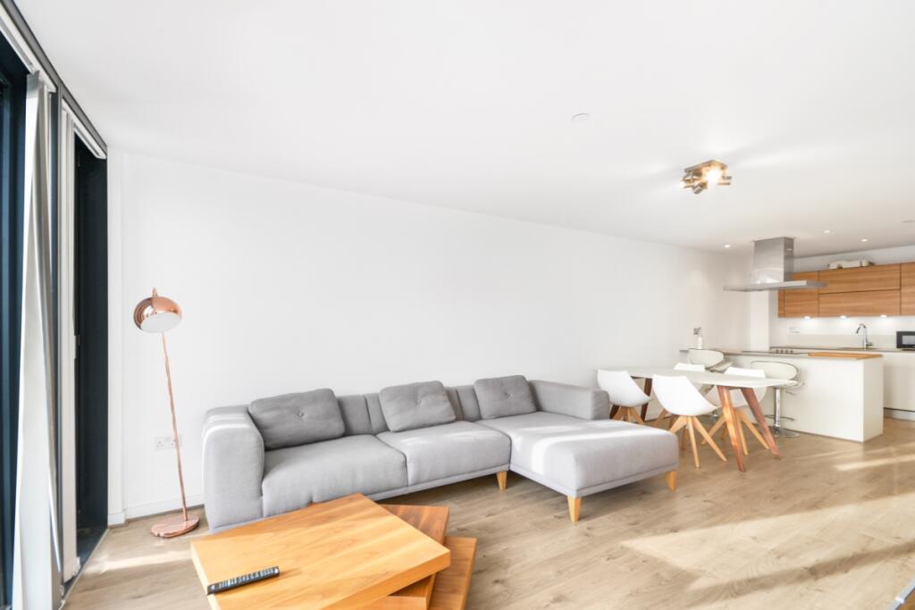2 bed Apartment for rent in Stratford. From JLL - Stratford