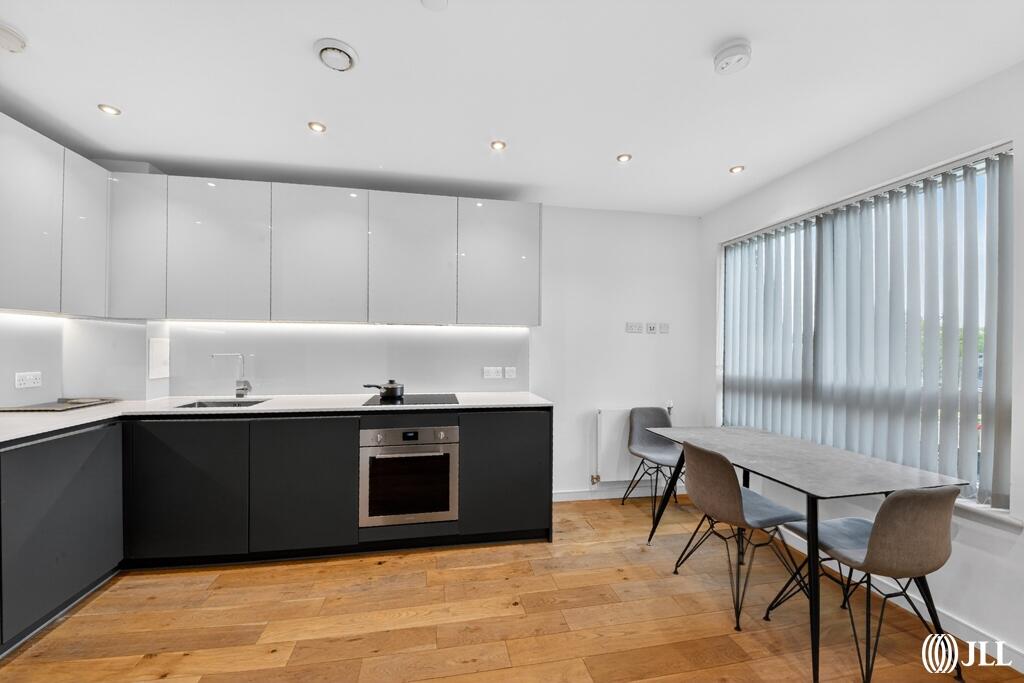 3 bed Apartment for rent in London. From JLL - Stratford 3 bed Apartment for rent in London. From JLL - Stratford