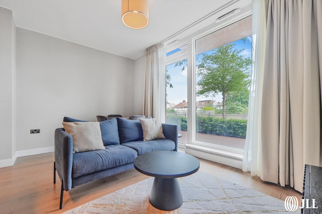 1 bed 1st Floor Flat for rent in Stratford. From JLL - Stratford