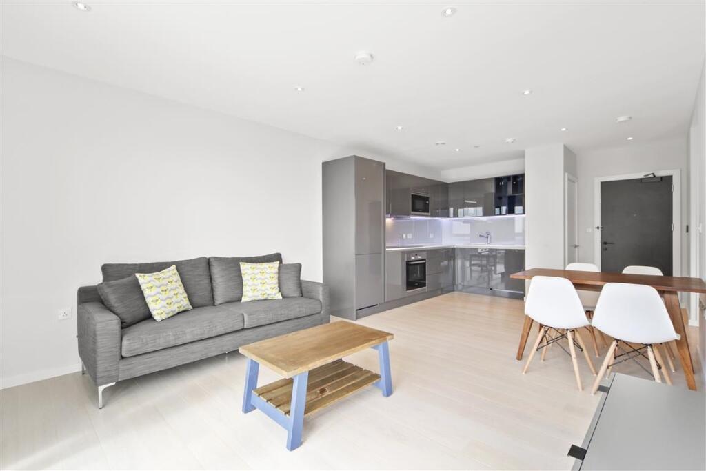 1 bed 1st Floor Flat for rent in Stratford. From JLL - Stratford