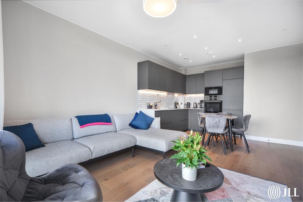 1 bed 1st Floor Flat for rent in Stratford. From JLL - Stratford 1 bed 1st Floor Flat for rent in Stratford. From JLL - Stratford