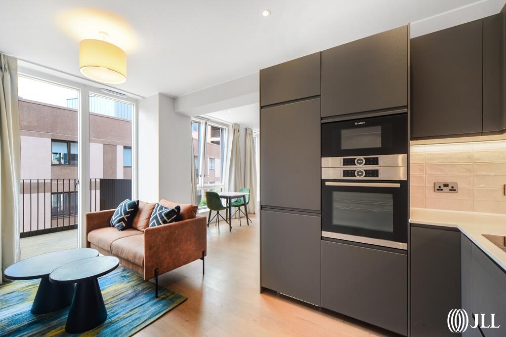 4 bed 1st Floor Flat for rent in Stratford. From JLL - Stratford 4 bed 1st Floor Flat for rent in Stratford. From JLL - Stratford