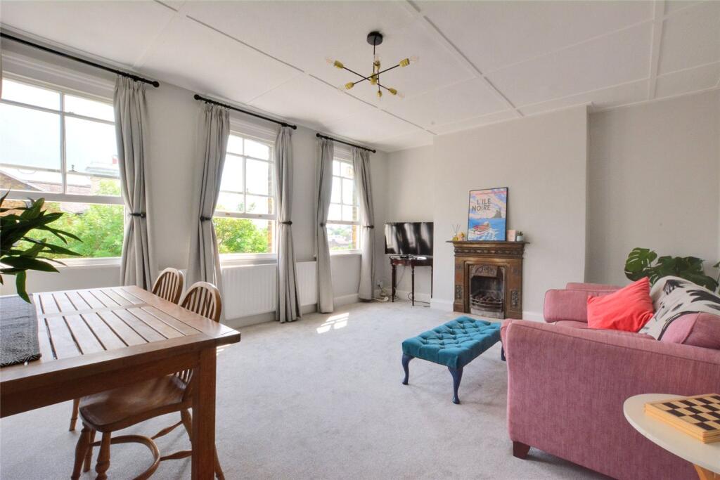 2 bed Apartment for rent in Lewisham. From Winkworth - Blackheath