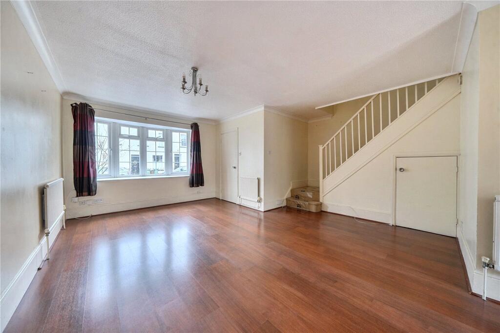 3 bed Mid Terraced House for rent in London. From Winkworth - Blackheath 3 bed Mid Terraced House for rent in London. From Winkworth - Blackheath