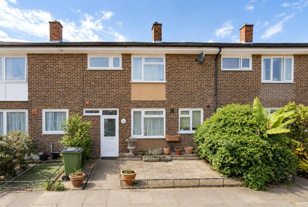 3 bed Mid Terraced House for rent in Lewisham. From Winkworth - Blackheath