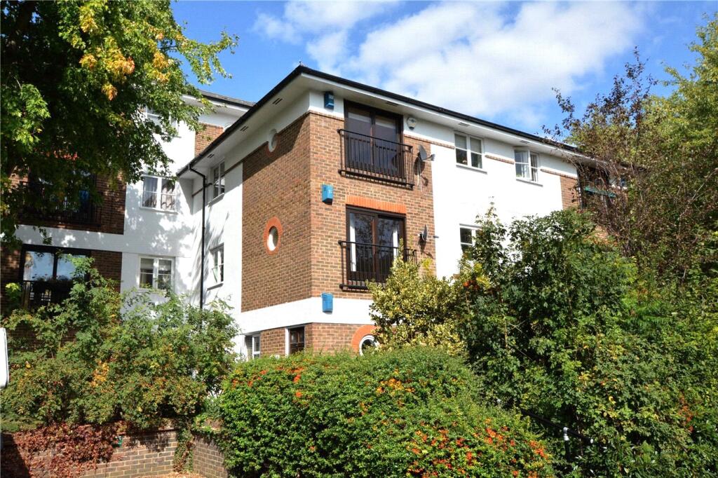 1 bed Apartment for rent in London. From Winkworth - Blackheath