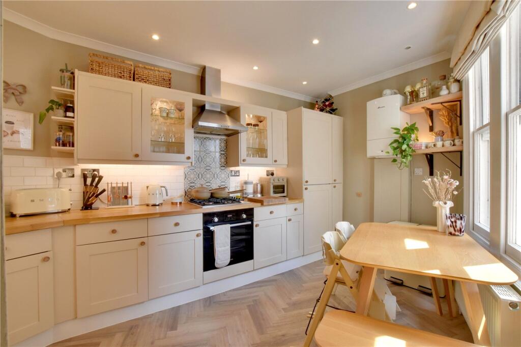 3 bed End of Terrace for rent in London. From Winkworth - Blackheath 3 bed End of Terrace for rent in London. From Winkworth - Blackheath