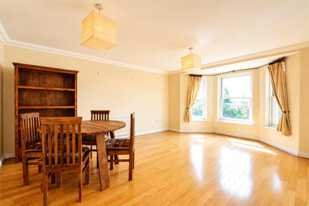 2 bed Apartment for rent in Lewisham. From Winkworth - Blackheath