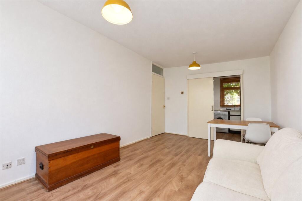 1 bed Apartment for rent in London. From Winkworth - Blackheath