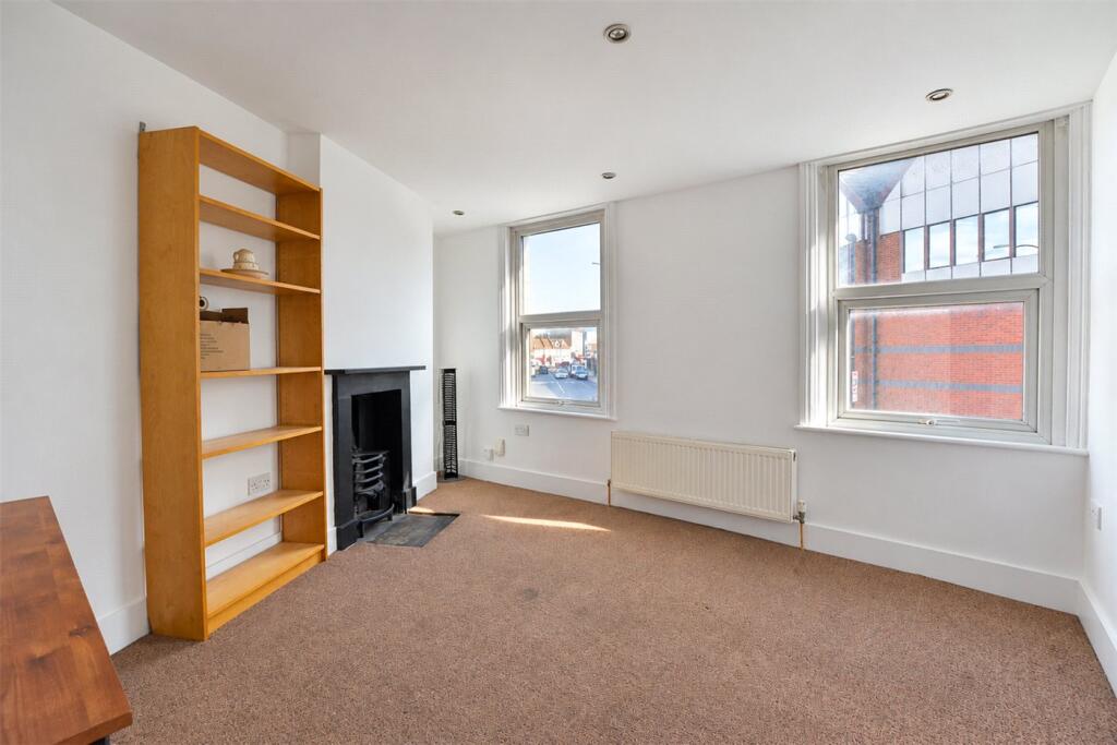 2 bed Apartment for rent in London. From Winkworth - Blackheath