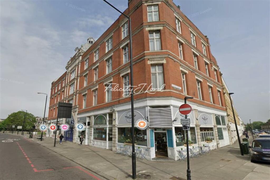 3 bed Flat for rent in Stepney. From Felicity J Lord Wapping