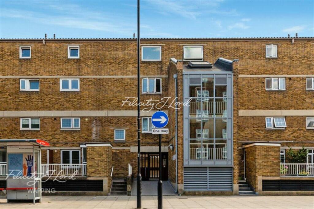 2 bed Flat for rent in Stepney. From Felicity J Lord Wapping