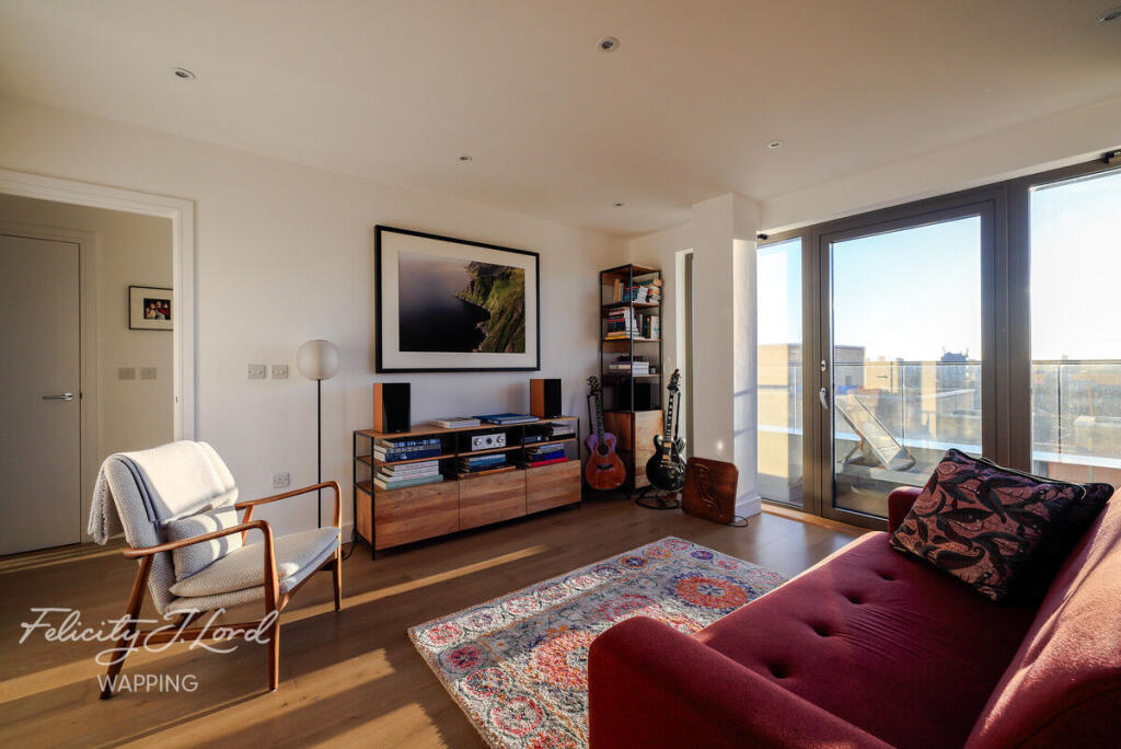 1 bed Apartment for rent in Stepney. From Felicity J Lord Wapping
