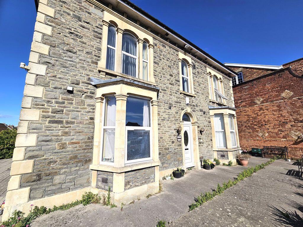 4 bed Studio for rent in Two Mile Hill. From TLS Estate Agents - Bristol 4 bed Studio for rent in Two Mile Hill. From TLS Estate Agents - Bristol