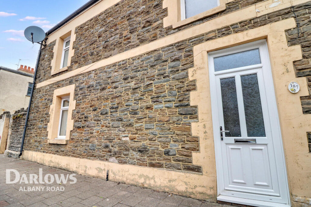 4 bed End of Terrace for rent in Cardiff. From Darlows - Albany Road