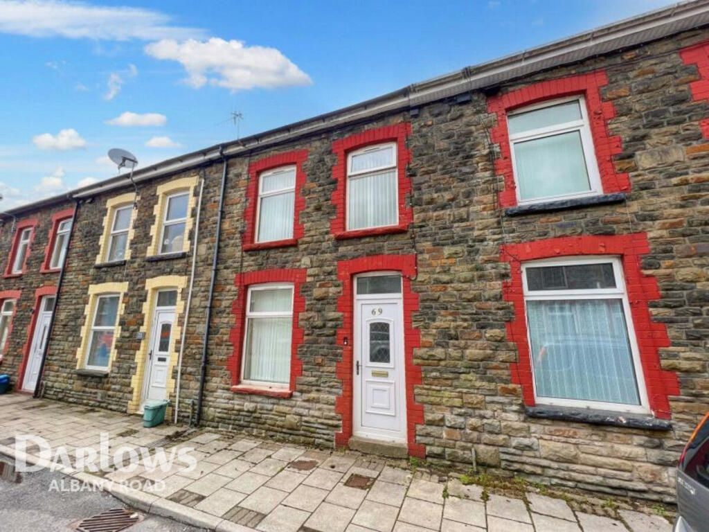 2 bed Mid Terraced House for rent in Abertridwr. From Darlows - Albany Road