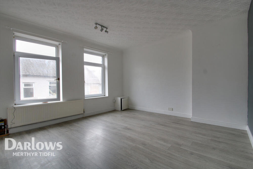 2 bed 1st Floor Flat for rent in Ebbw Vale. From Darlows - Merthyr Tydfil