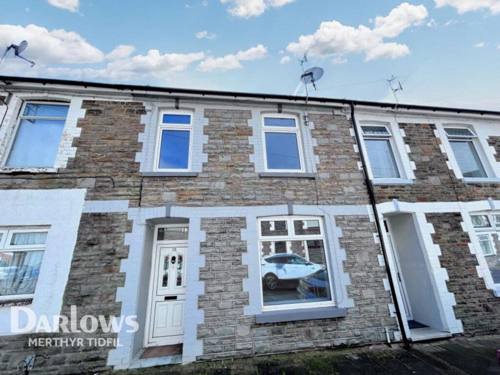 3 bed Mid Terraced House for rent in Pontypridd. From Darlows - Merthyr Tydfil