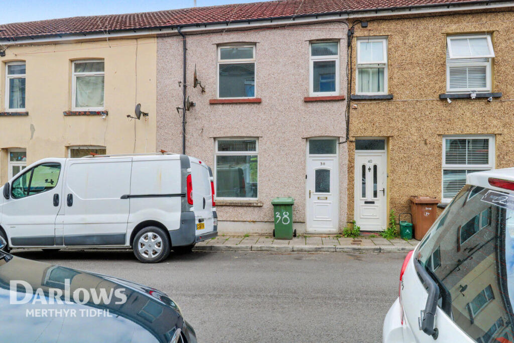 2 bed Mid Terraced House for rent in Abertridwr. From Darlows - Merthyr Tydfil 2 bed Mid Terraced House for rent in Abertridwr. From Darlows - Merthyr Tydfil