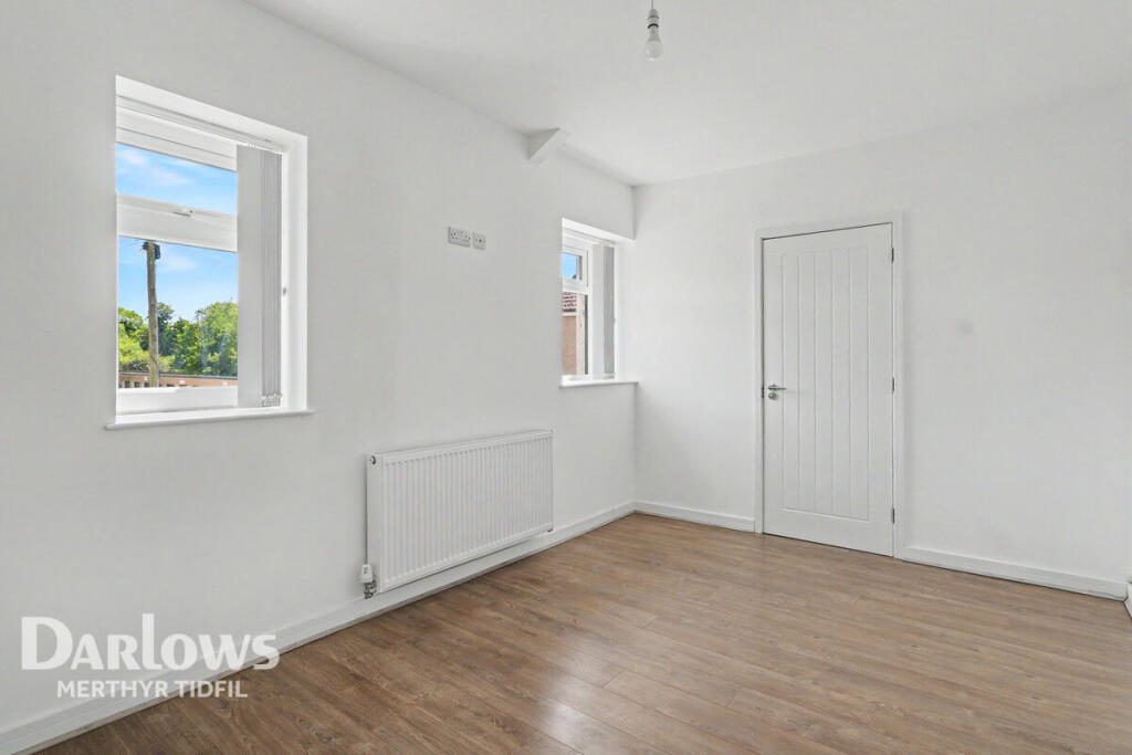 1 bed Flat Share for rent in Troedyrhiw. From Darlows - Merthyr Tydfil