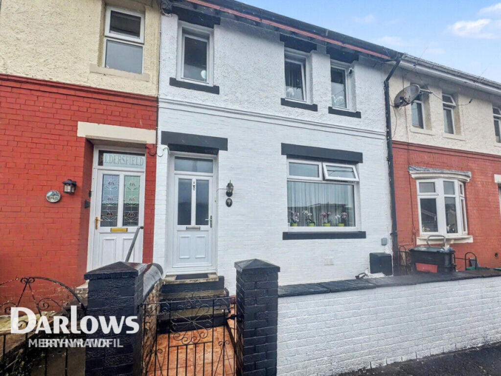 3 bed Mid Terraced House for rent in Tredegar. From Darlows - Merthyr Tydfil 3 bed Mid Terraced House for rent in Tredegar. From Darlows - Merthyr Tydfil