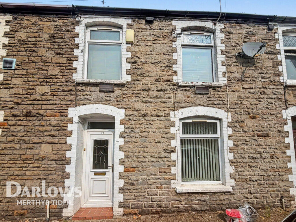 4 bed Mid Terraced House for rent in Pontypridd. From Darlows - Merthyr Tydfil