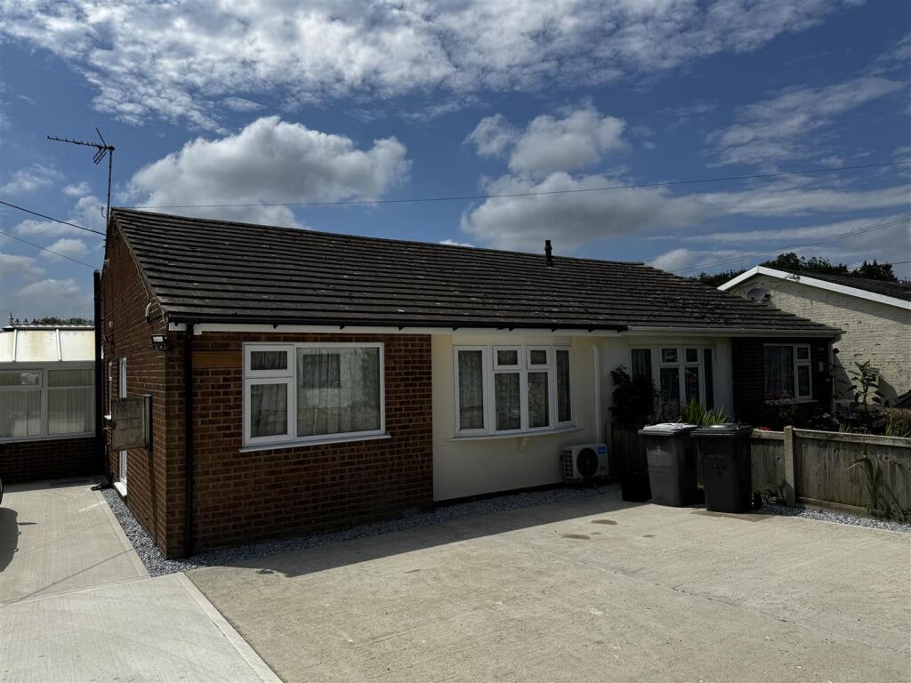 2 bed Bungalow for rent in Bekesbourne. From George Webb Finn LLP - Sittingbourne