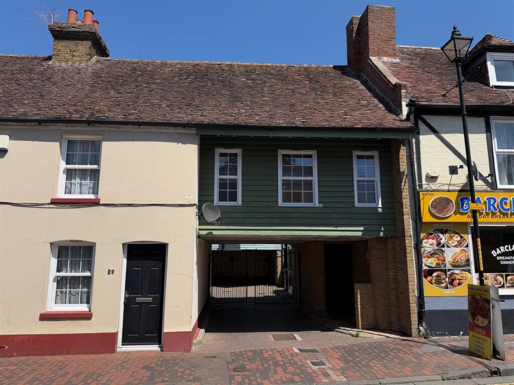 1 bed Apartment for rent in Sittingbourne. From George Webb Finn LLP - Sittingbourne