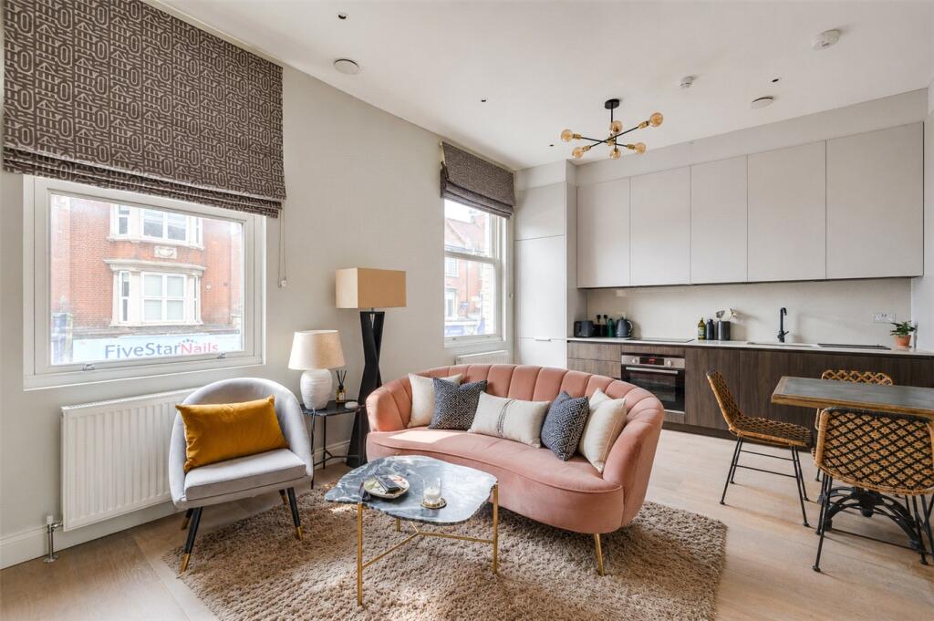 2 bed Apartment for rent in London. From Winkworth - Fulham