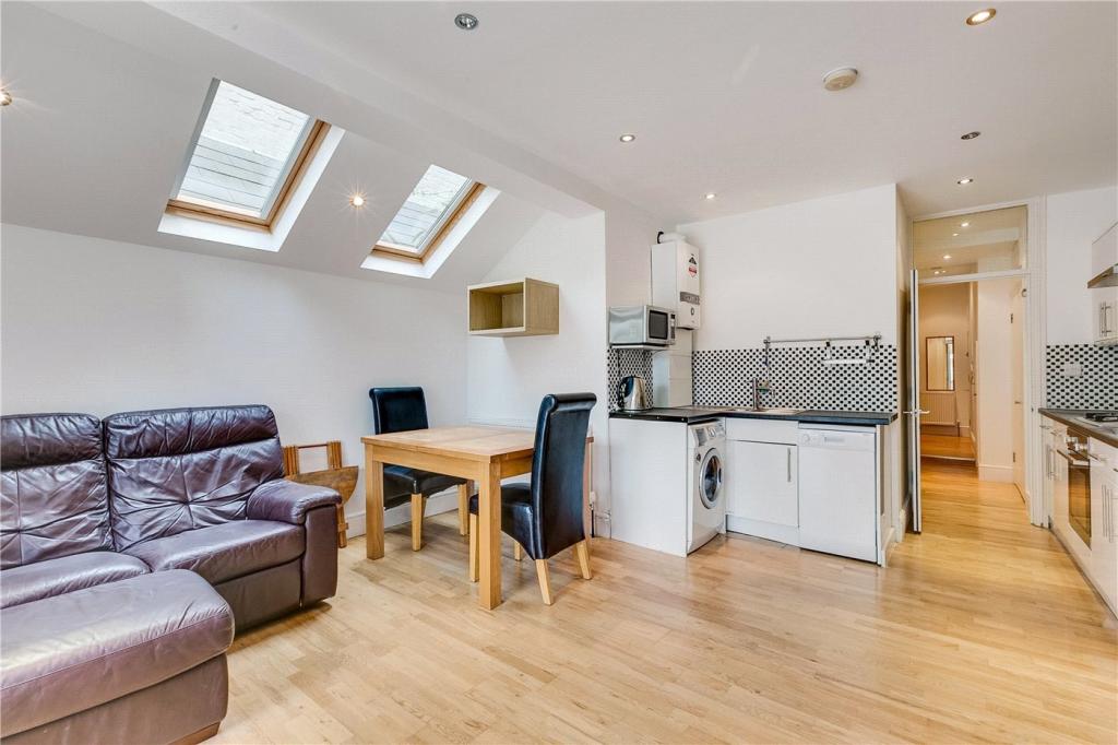 2 bed Apartment for rent in Fulham. From Winkworth - Fulham 2 bed Apartment for rent in Fulham. From Winkworth - Fulham