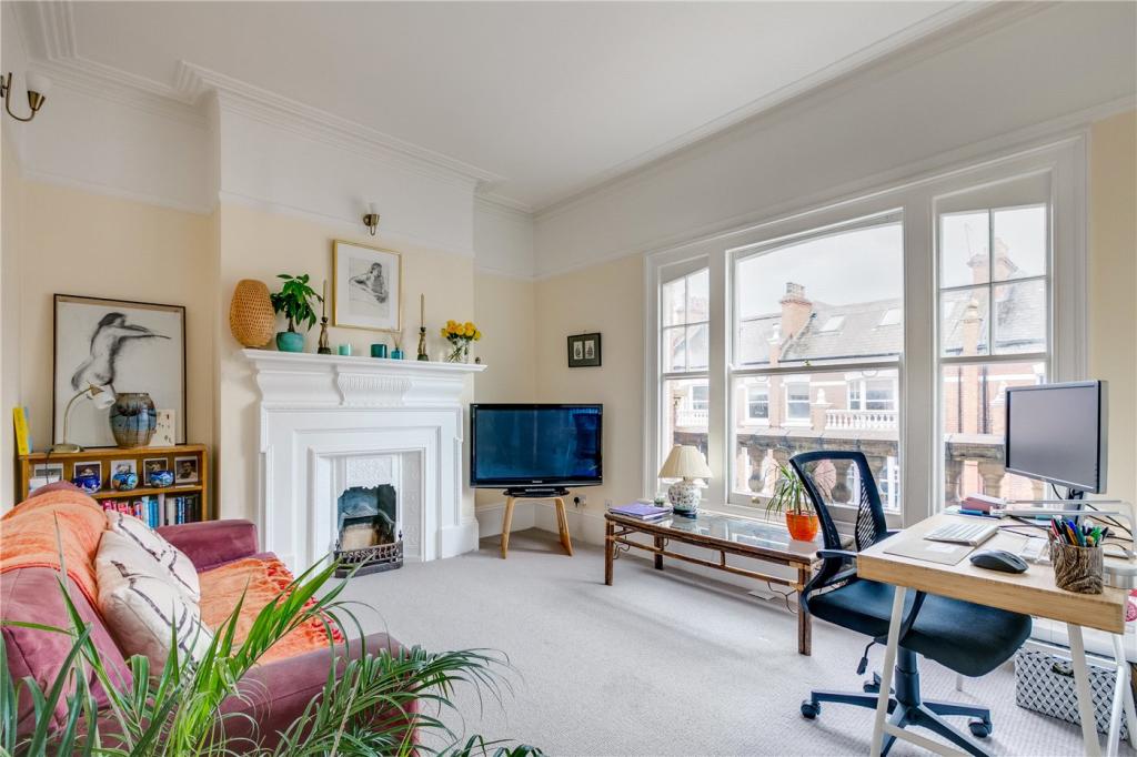3 bed Apartment for rent in Fulham. From Winkworth - Fulham