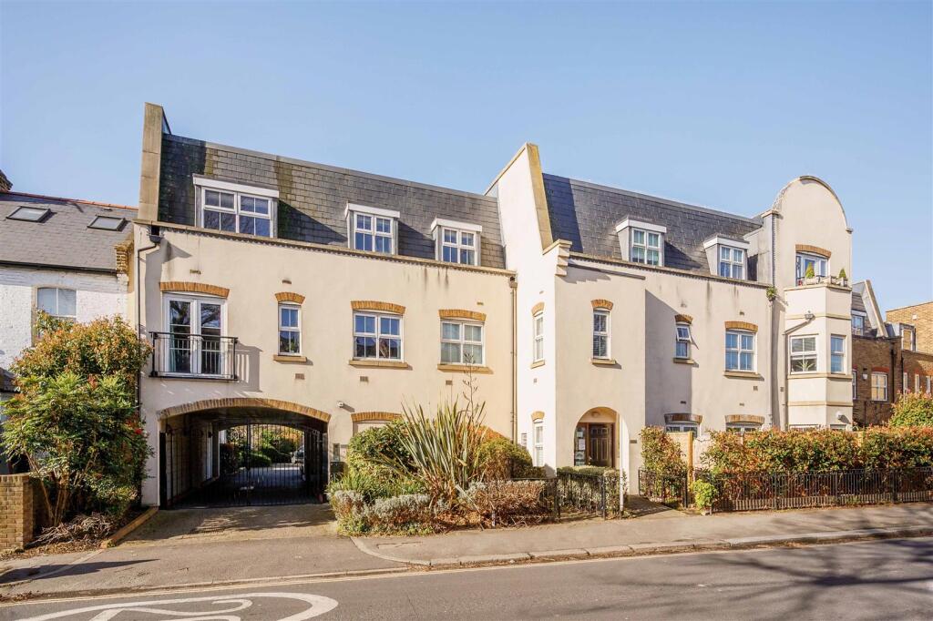 2 bed Apartment for rent in Chiswick. From Andrew Nunn & Associates - Chiswick