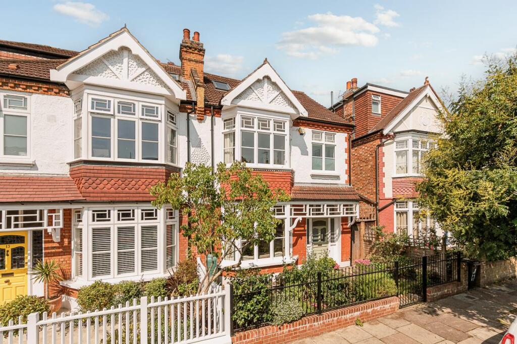 5 bed Semi Detached for rent in Chiswick. From Andrew Nunn & Associates - Chiswick