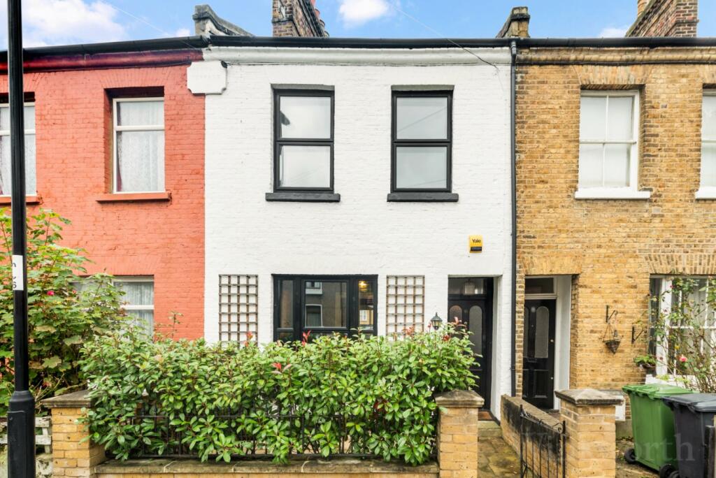 2 bed Mid Terraced House for rent in London. From Winkworth - Forest Hill & New Cross 2 bed Mid Terraced House for rent in London. From Winkworth - Forest Hill & New Cross