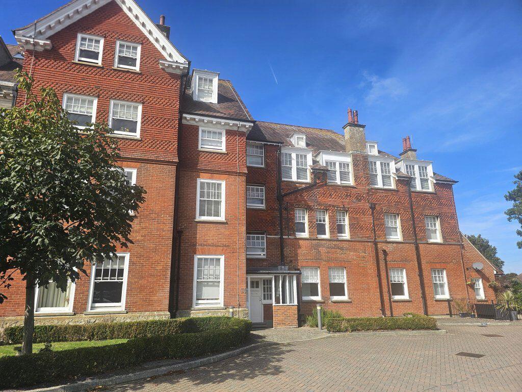 2 bed 1st Floor Flat for rent in Folkestone. From Colebrook Sturrock - Hawkinge