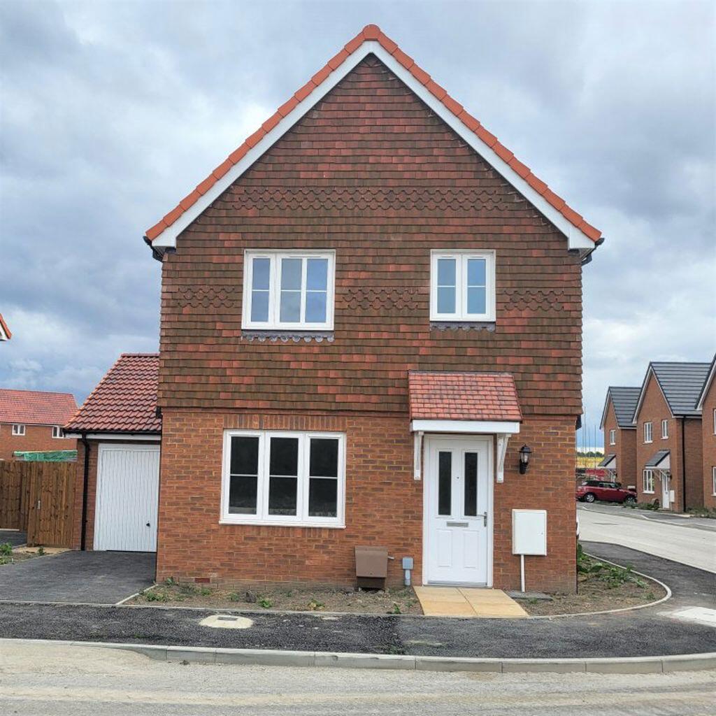 3 bed Detached for rent in Sandwich. From Colebrook Sturrock - Sandwich 3 bed Detached for rent in Sandwich. From Colebrook Sturrock - Sandwich