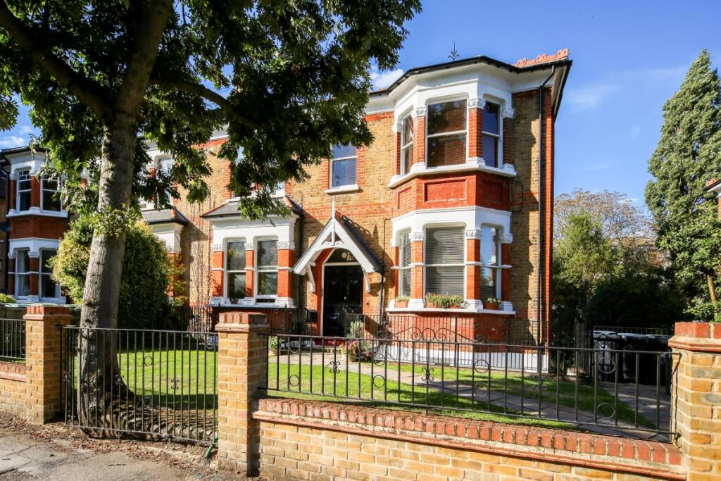 1 bed Apartment for rent in London. From Cluttons - Islington - Lettings